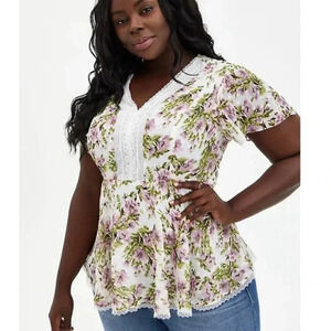 Torrid Peplum Chiffon White Floral Flutter Sleeve Blouse 3X E36